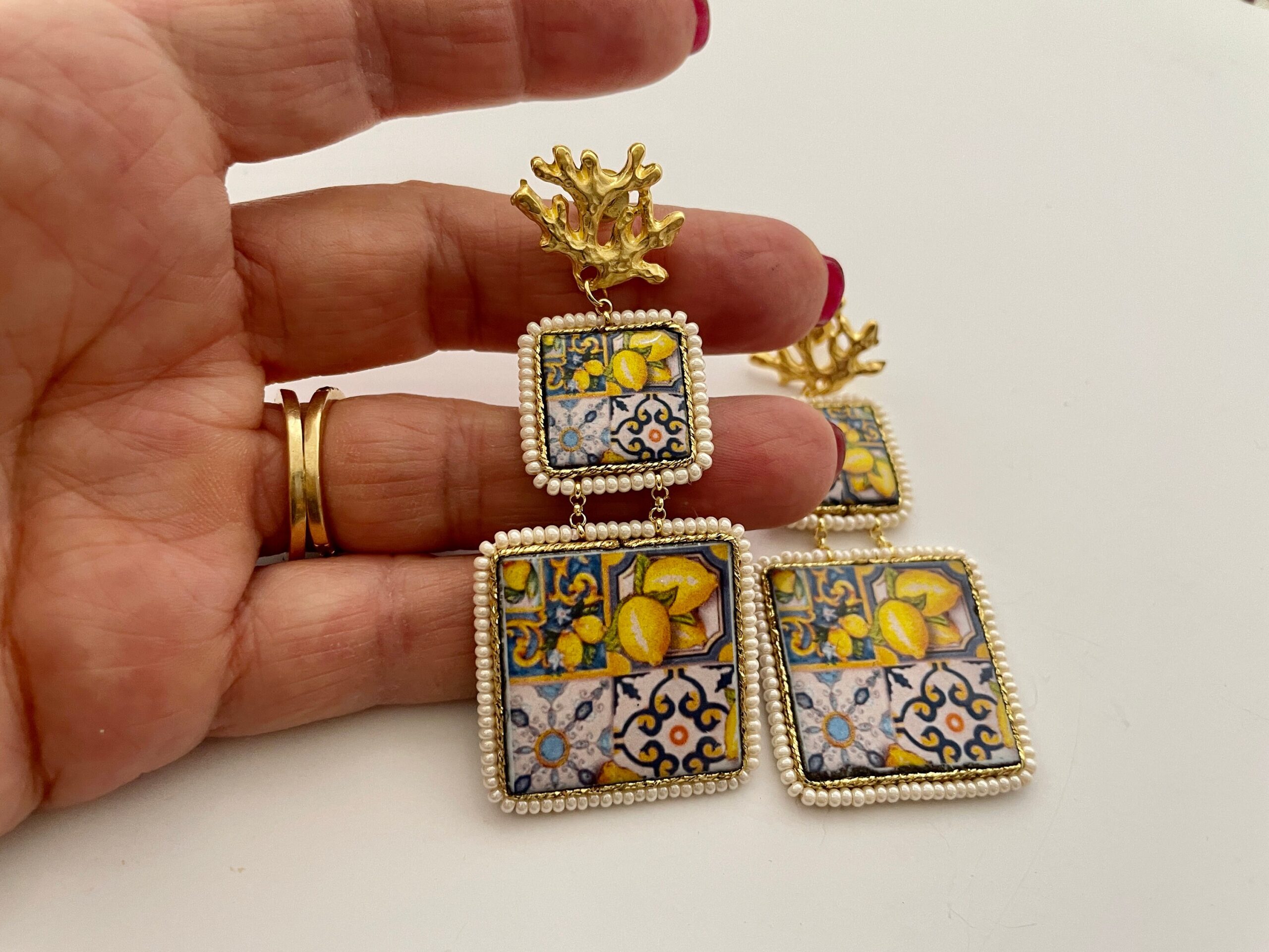 Orecchini siciliani, orecchini Caltagirone, orecchini maiolica siciliana, limoni, orecchini pendenti, orecchini luminosi, regalo ragazza Limoni e Agrumi