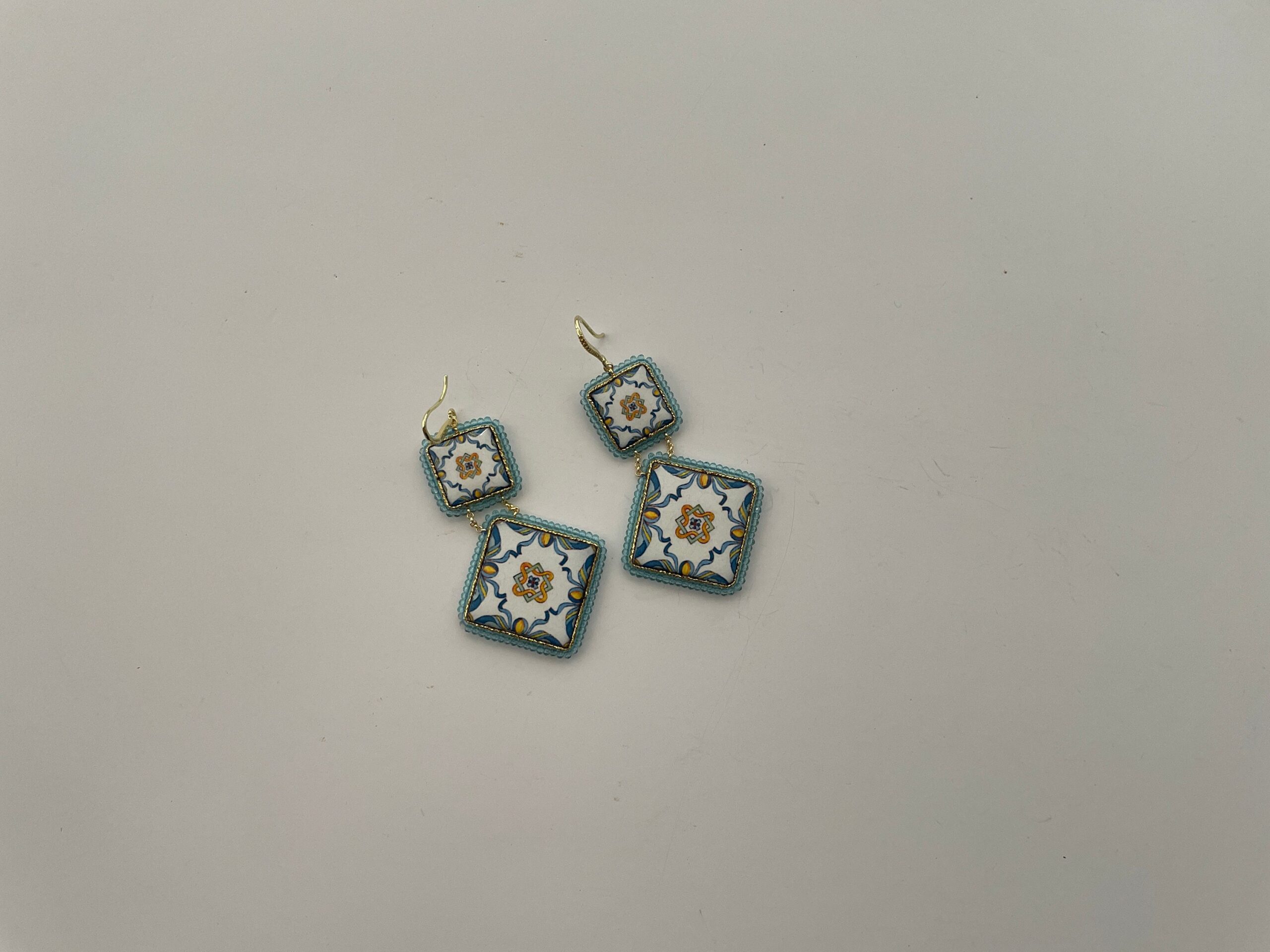 Orecchini Caltagirone, Orecchini siciliani, orecchini maiolica siciliana, orecchini pendenti, orecchini con mattonelle, argento 925 Orecchini con Mattonelle Caltagirone