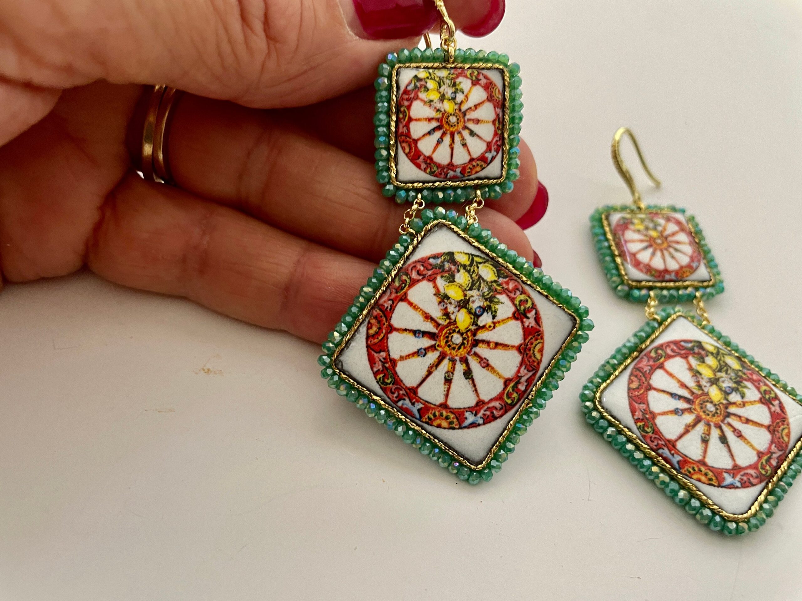 Orecchini siciliani, orecchini Caltagirone, orecchini con Ruota carretto, maiolica siciliana, orecchini mattonelle, argento 925 Folklore siciliano