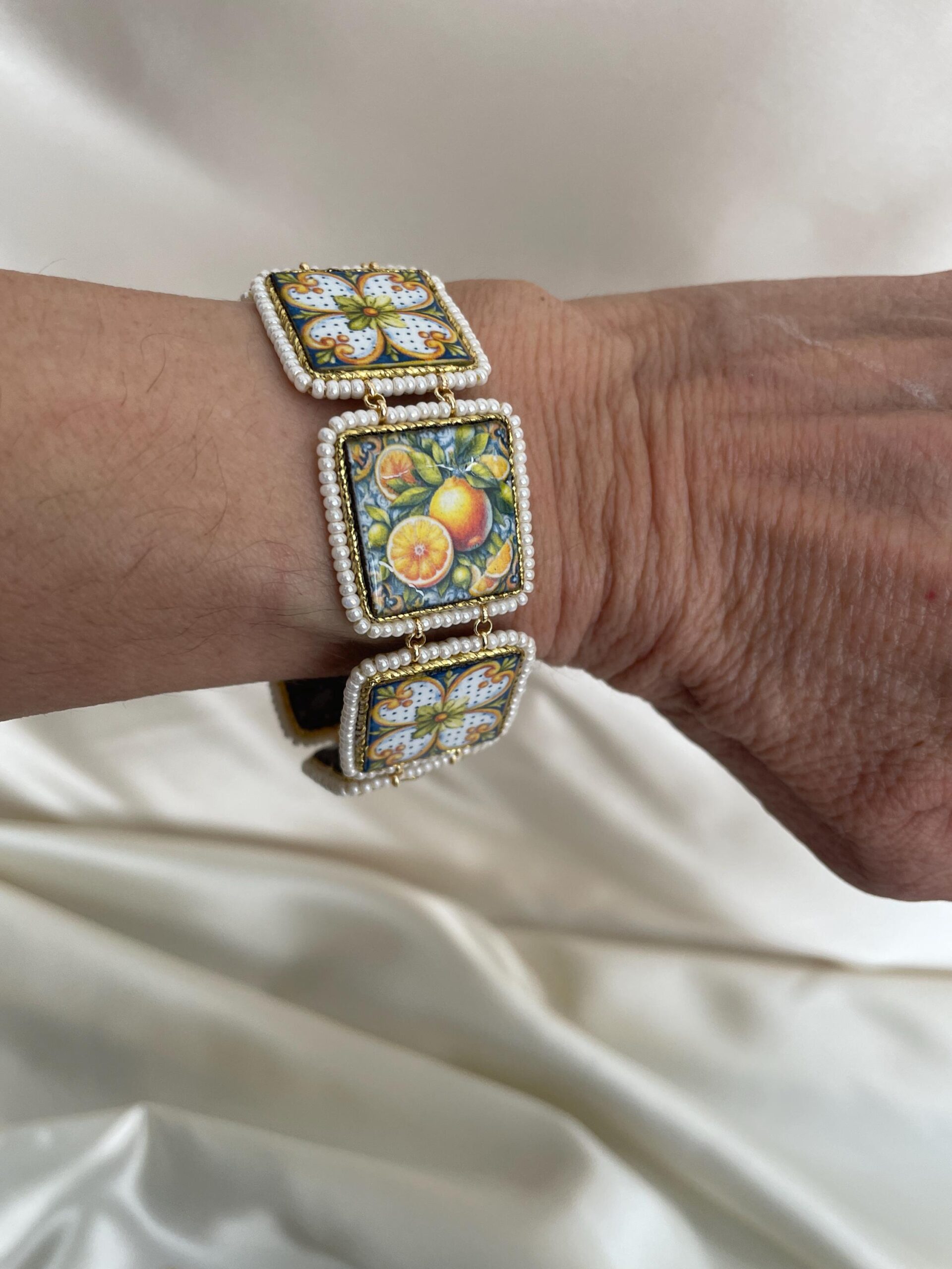 Bracciale con mattonelle, Bracciale siciliano con mattonelle ceramica di Caltagirone,  fantasia maiolica siciliana, varie fantasie. Bracciali con Mattonelle Caltagirone