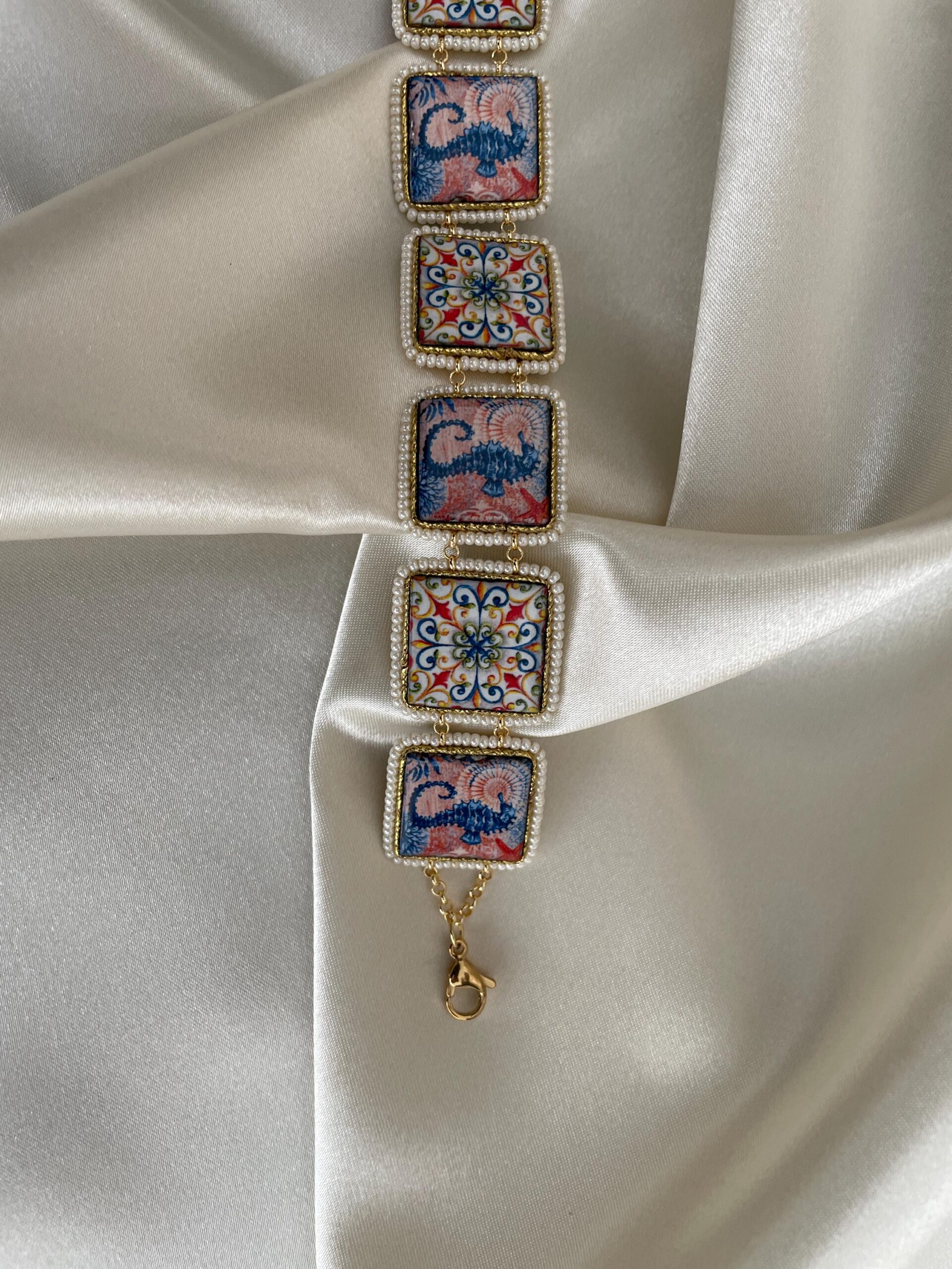 Bracciale con mattonelle, Bracciale siciliano con mattonelle ceramica di Caltagirone,  fantasia maiolica siciliana, varie fantasie. Bracciali con Mattonelle Caltagirone