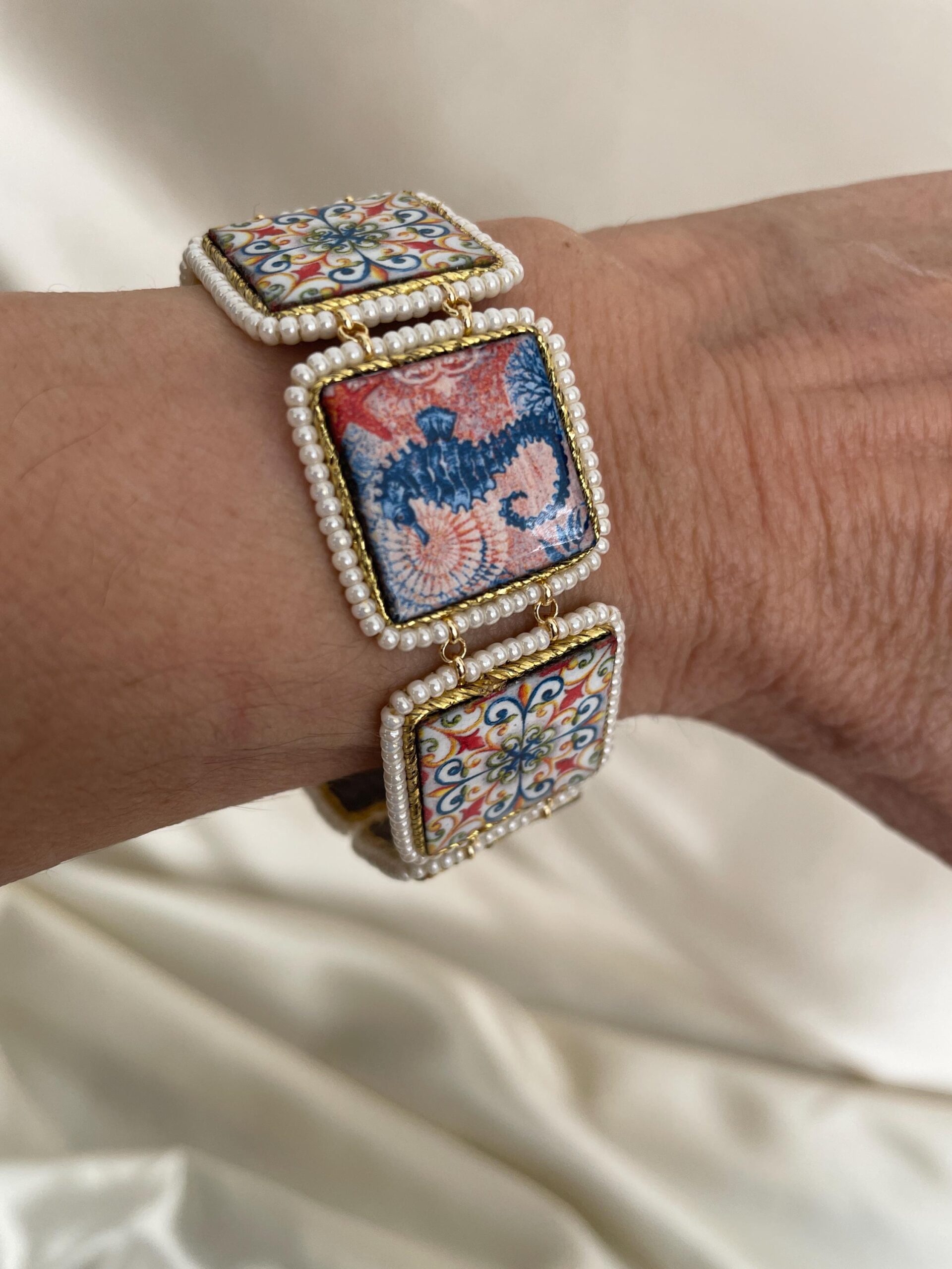 Bracciale con mattonelle, Bracciale siciliano con mattonelle ceramica di Caltagirone,  fantasia maiolica siciliana, varie fantasie. Bracciali con Mattonelle Caltagirone