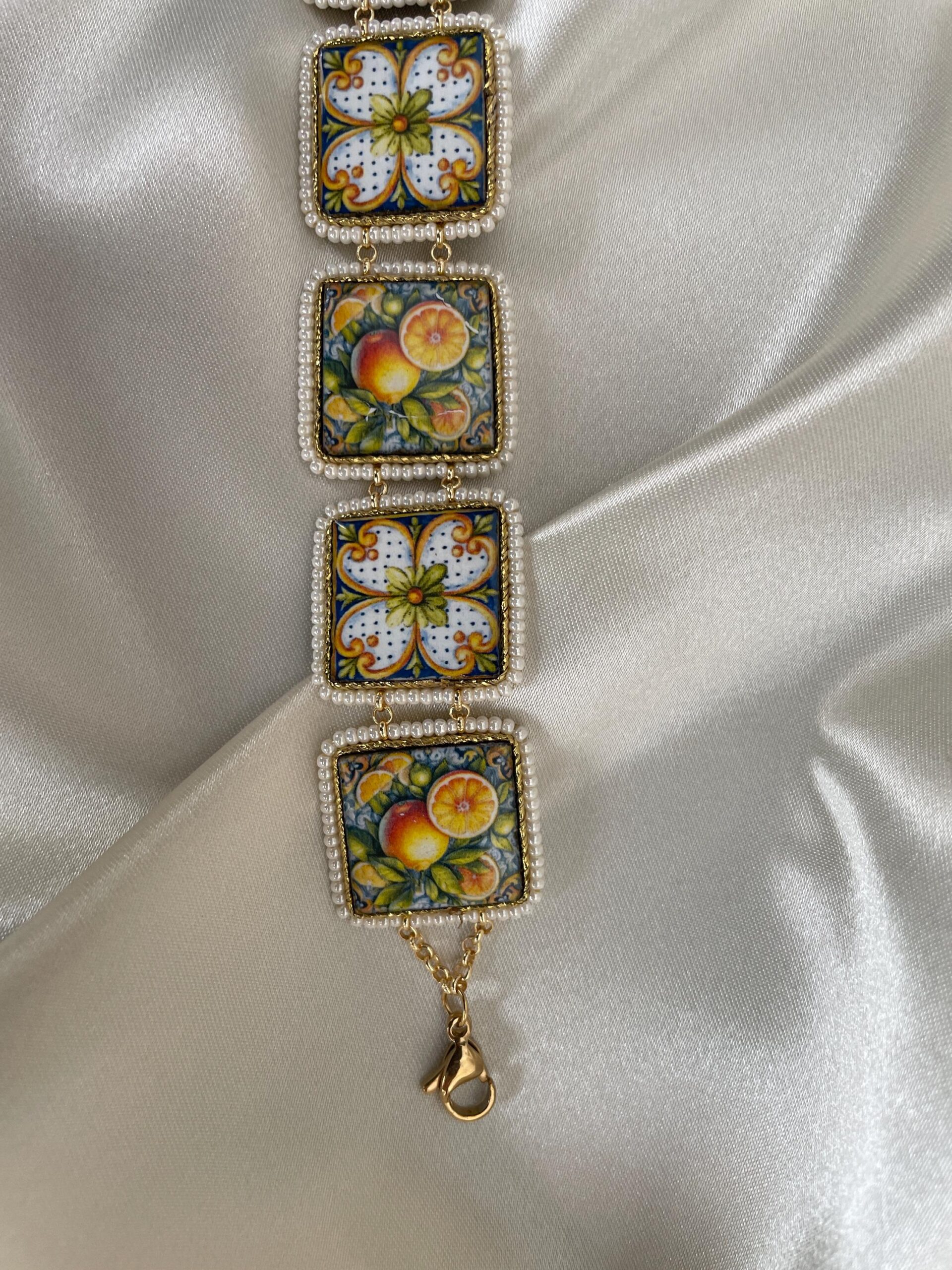 Bracciale con mattonelle, Bracciale siciliano con mattonelle ceramica di Caltagirone,  fantasia maiolica siciliana, varie fantasie. Bracciali con Mattonelle Caltagirone