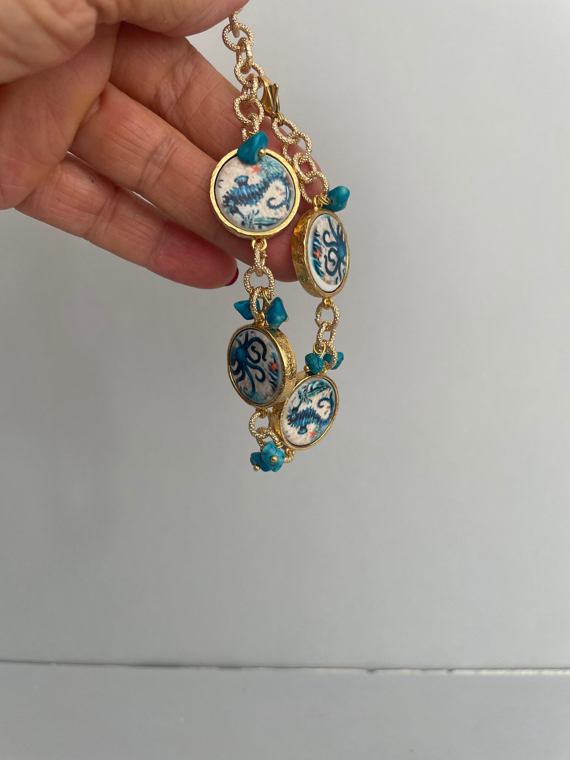 Bracciale mattonelle, Bracciale siciliano, mattonelle ceramica Caltagirone, Polipo e Cavalluccio marino, catena a maglie, regalo per lei. Bracciali con Mattonelle Caltagirone