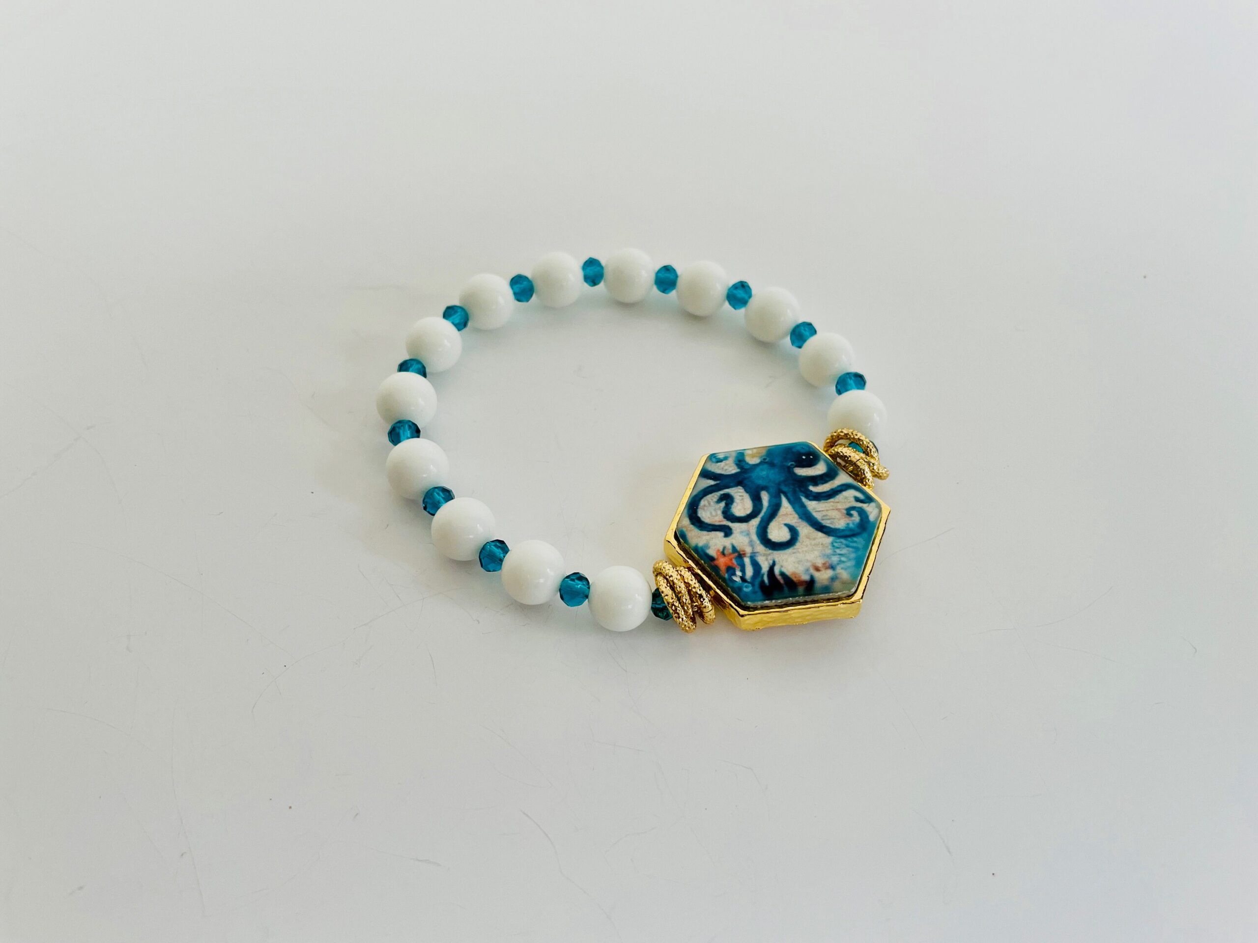 Bracciale Agata bianca, bracciale mattonella elastico, bracciale ceramica di Caltagirone, bracciale e collana bianchi, regalo per lei. Bracciali con Mattonelle Caltagirone
