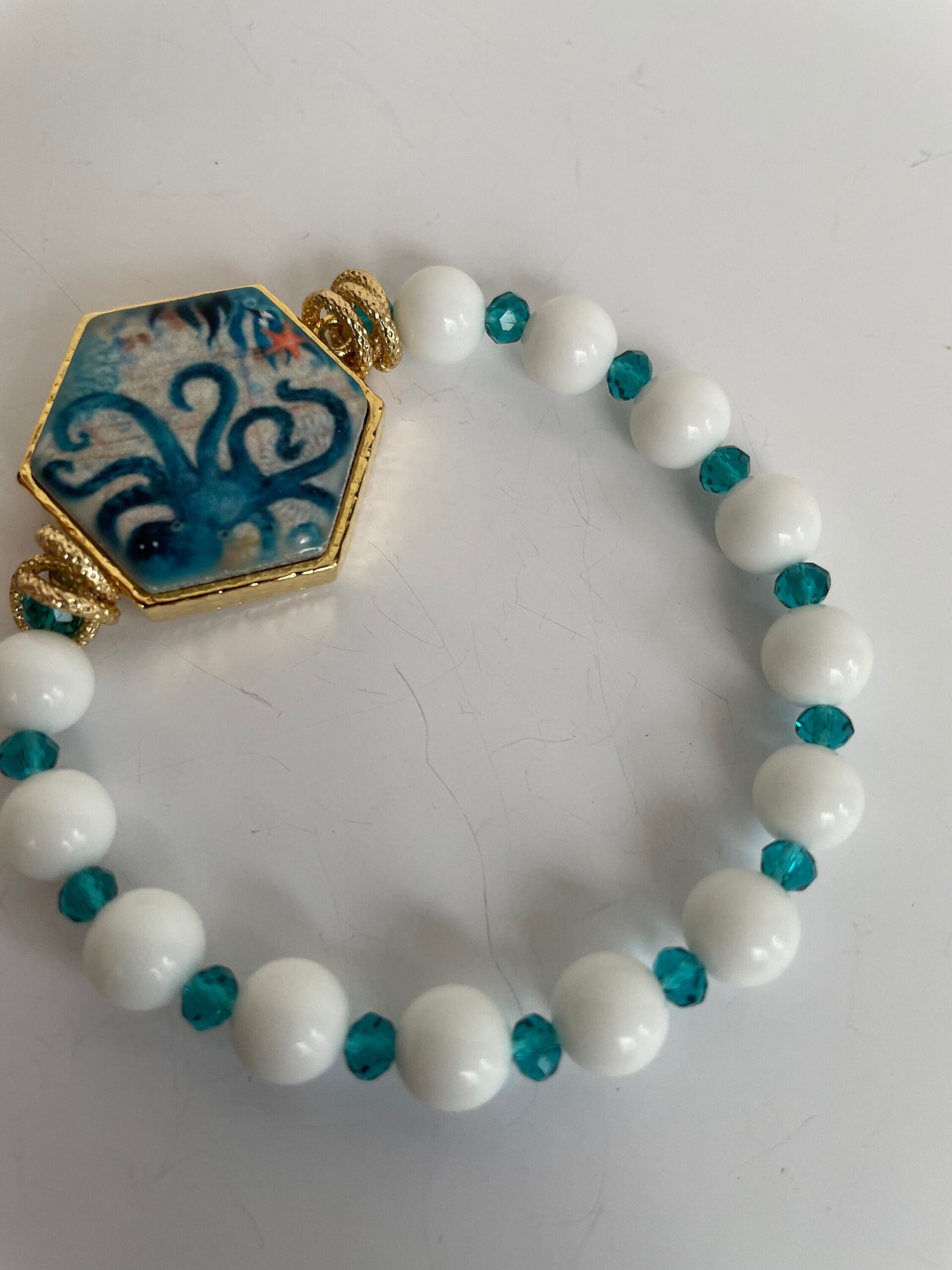 Bracciale Agata bianca, bracciale mattonella elastico, bracciale ceramica di Caltagirone, bracciale e collana bianchi, regalo per lei. Bracciali con Mattonelle Caltagirone
