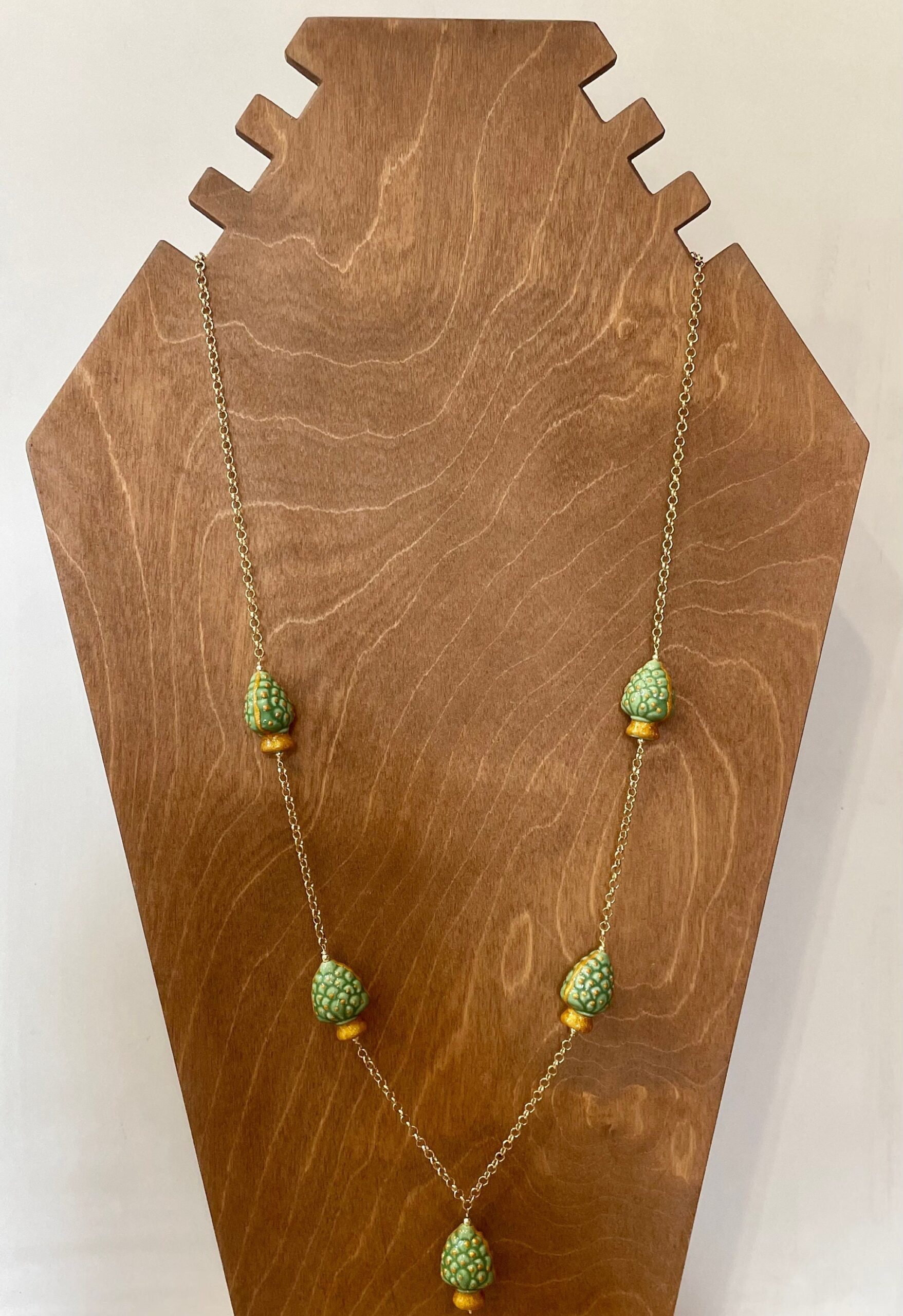 Collana siciliana, catena a maglia rolò e 5 pigne di ceramica di caltagirone verde. regalo per lei. Collane caratteristiche siciliane