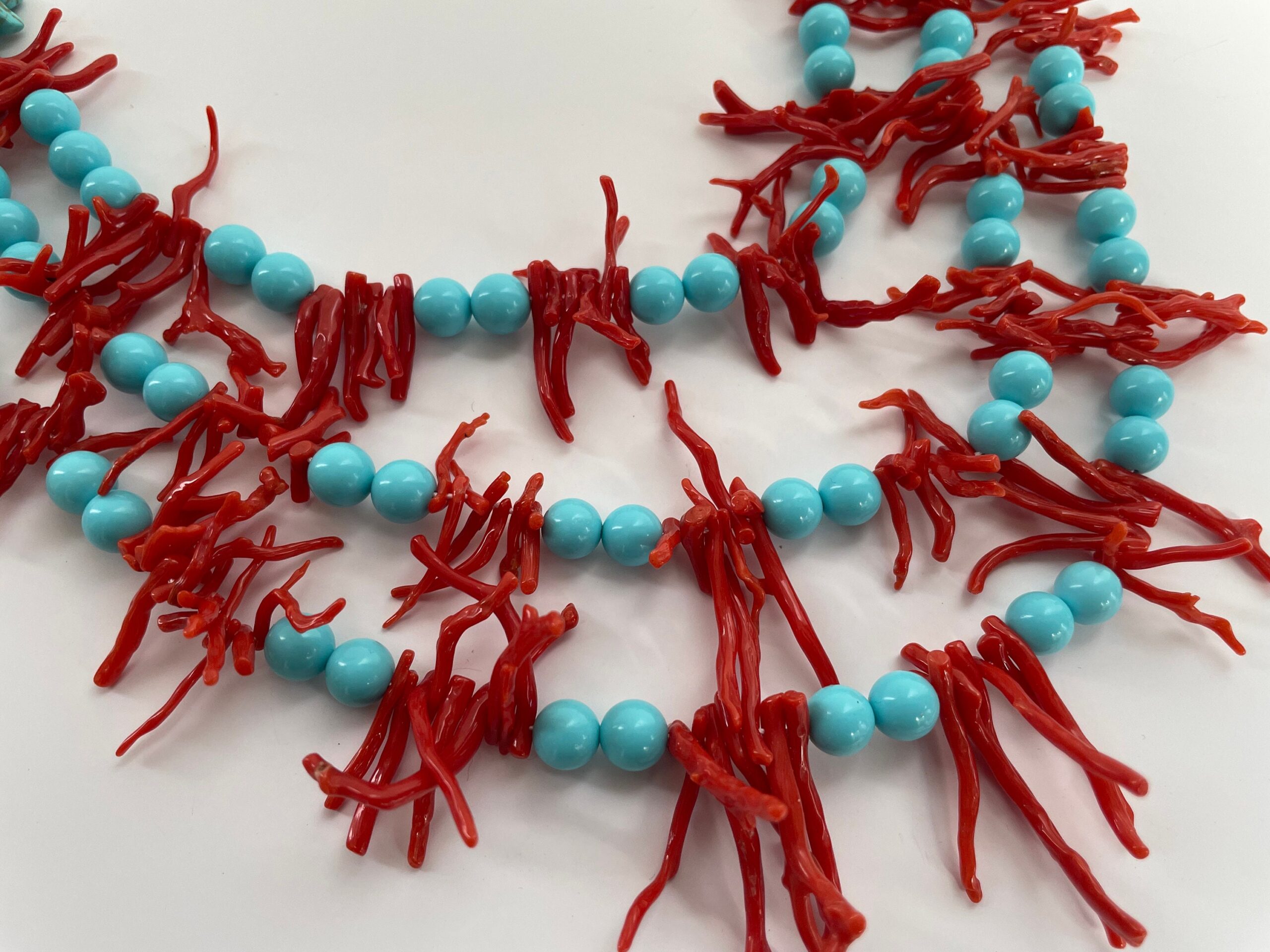 Collana importante, collana turchese e corallo, collana corallo autentico, collana tre fili, collana elegante, regalo per lei. Collane caratteristiche siciliane