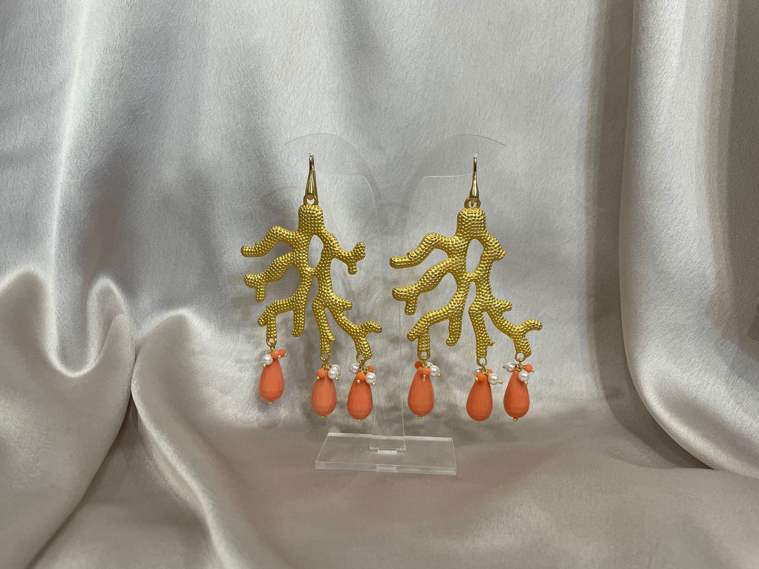 Orecchini oversize, orecchini argento 925, orecchini zama oro, orecchini con perle a goccia, grande pendente ramo di corallo zama Orecchini caratteristici siciliani