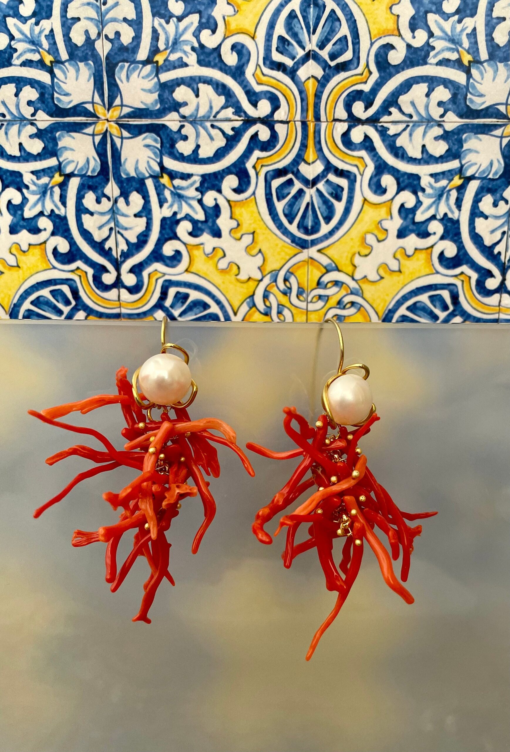 Orecchini argento 925, orecchini perla barocca, cascata di rami di corallo autentico del Mediterraneo, orecchini siciliani, regalo per lei Corallo del Mediterraneo