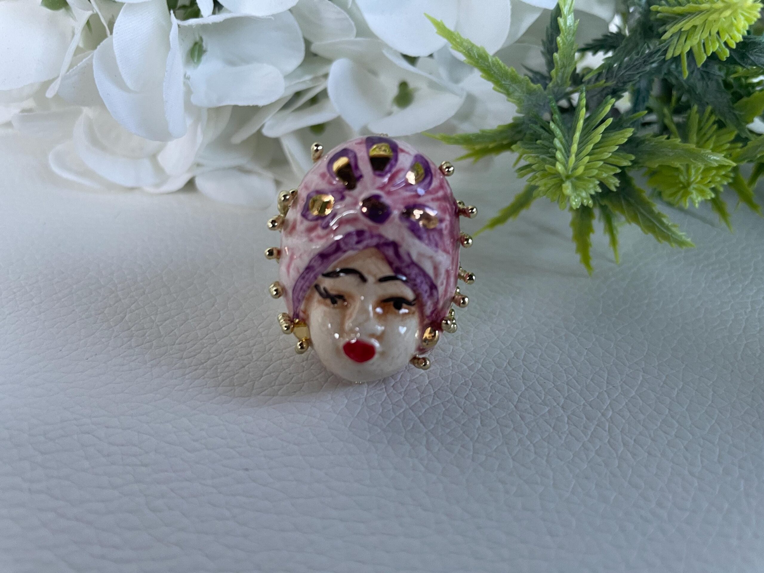 Anello Testa di moro, anello siciliano, anello ceramica di Caltagirone, anello maxi, anello regolabile, anello scultura. Anelli artigianali siciliani