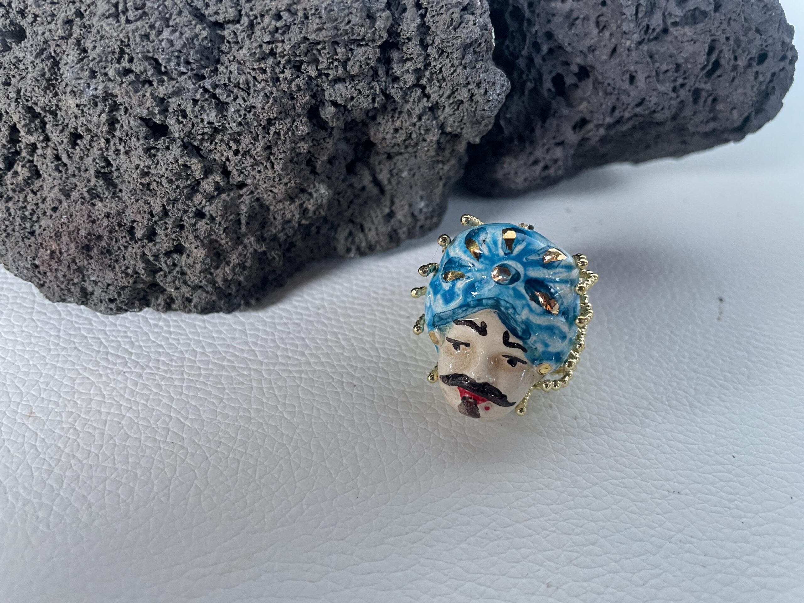 Anello siciliano, anello ceramica di Caltagirone, Testa di moro, anello maxi, anello regolabile, anello ottone e ceramica. Anelli artigianali siciliani