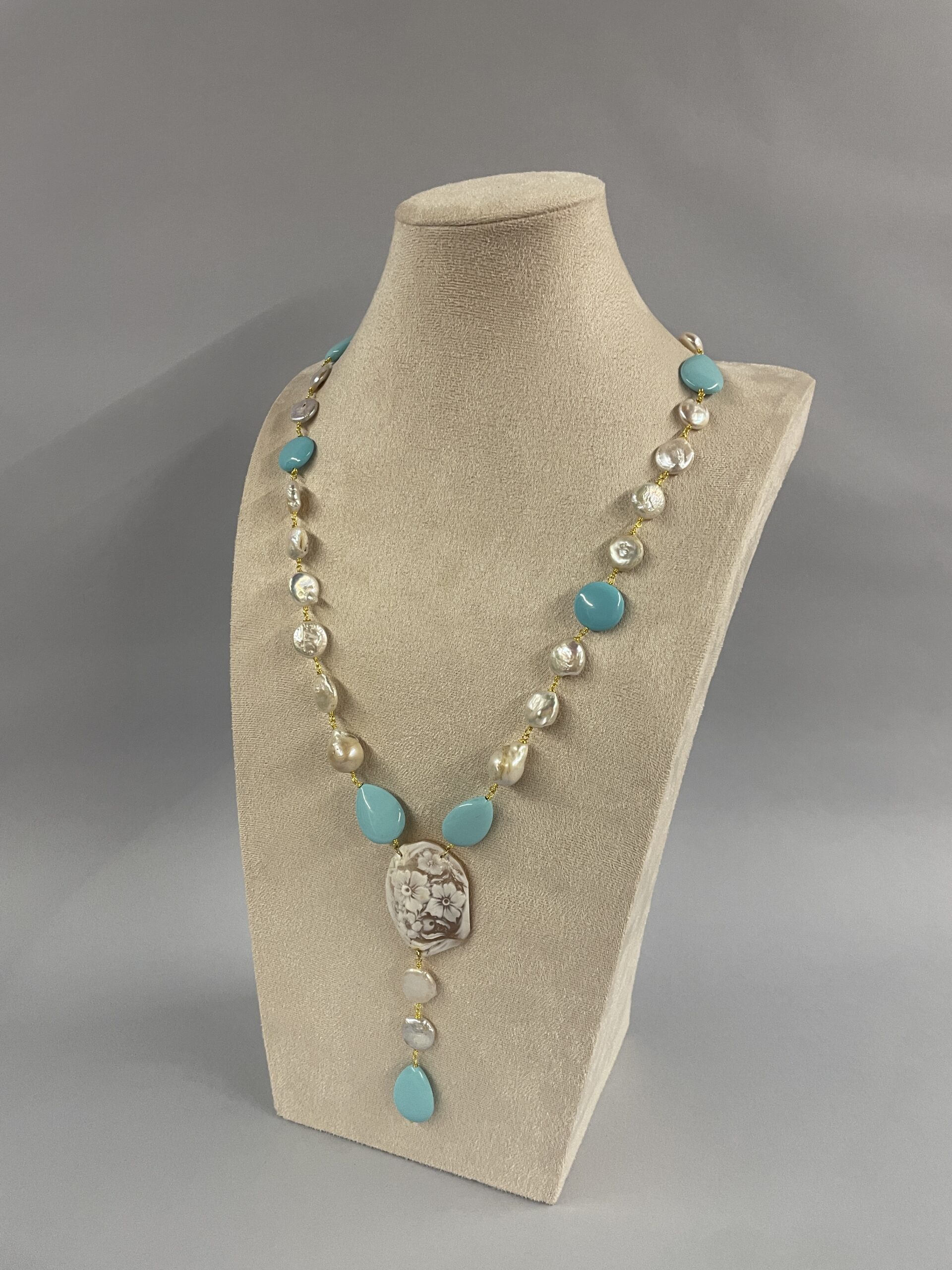 collana cammeo genuino e perle barocche