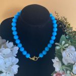 Collana con perle turchesi, resina italiana di alta qualità, girocollo con maxi boules, collana con ciondoli, regalo per lei. Collane artigianali di Resina