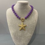 Collana viola, collana maxi boules, collana resina, ciondolo oversize stella marina, collana corta, resina italiana, per lei. Collane artigianali di Resina