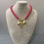 Collana estiva, collana resina rosa, collana con conchiglie, ciondolo cavalluccio marino, collana resina italiana, regalo per ragazza. Collane artigianali di Resina