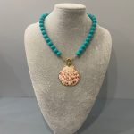 Collana turchese, collana estiva, collana resina italiana, ciondolo grande conchiglia naturale, collana da mare, regalo per ragazza. Collane artigianali di Resina