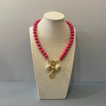 Collana estiva, collana resina rosa, collana con conchiglie, ciondolo cavalluccio marino, collana resina italiana, regalo per ragazza. Collane artigianali di Resina