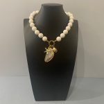 Collana maxi boules, collana bianca, Ciondoli marini, collana resina Italiana, collana corta, collana estiva, per lei. Collane artigianali di Resina