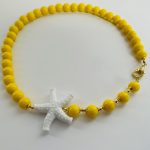 Collana da mare, collana gialla, collana girocollo con stella marina, collana resina, collana estiva, regalo ragazza, regalo per lei. Collane artigianali di Resina