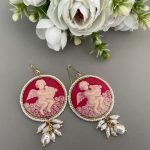 Orecchini argento 925, orecchini vistosi e leggeri, orecchini Cammeo rosso, resina italiana, grappoli di perle miste, orecchini classici. Orecchini con Cammeo