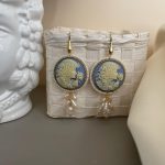 Orecchini argento 925, orecchini vistosi e leggeri, orecchini Cammeo rosa, resina italiana, grappoli di perle miste, orecchini classici. Orecchini con Cammeo