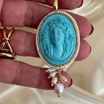 Orecchini Cammeo turchese , orecchini argento 925, orecchini vistosi, resina turchese, grappoli di perle di fiume, orecchini classici. Orecchini con Cammeo