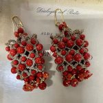 Orecchini siciliani, orecchini oro e perle, base in chiacchierino dorato e perle maiorca rosse, regalo per ragazza Orecchini siciliani Chiacchierino