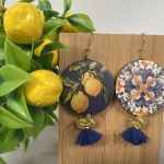 Orecchini siciliani con gancio argento 925, Collezione Limoni, medaglioni di legno double face. Limoni e Agrumi