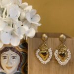 Orecchini siciliani con Cuore sacro e perline colorate in vari colori. Cuori e cuori Sacri