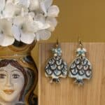 Orecchini siciliani con Pigne in ceramica di Caltagirone dipinte a mano. Orecchini caratteristici siciliani