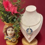 Collana artigianale con ciondolo Cammeo.