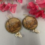 Collana con ciondolo “Vedute di Sicilia” – Etna e Liotru Piazza Duomo Catania Collane caratteristiche siciliane
