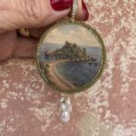 Collana con ciondolo “Vedute di Sicilia” – Isola Bella Taormina Collane caratteristiche siciliane