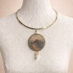 Collana con ciondolo “Vedute di Sicilia” – Isola Bella Taormina Collane caratteristiche siciliane