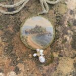 Collana con ciondolo “Vedute di Sicilia” – Isola Bella Taormina Collane caratteristiche siciliane
