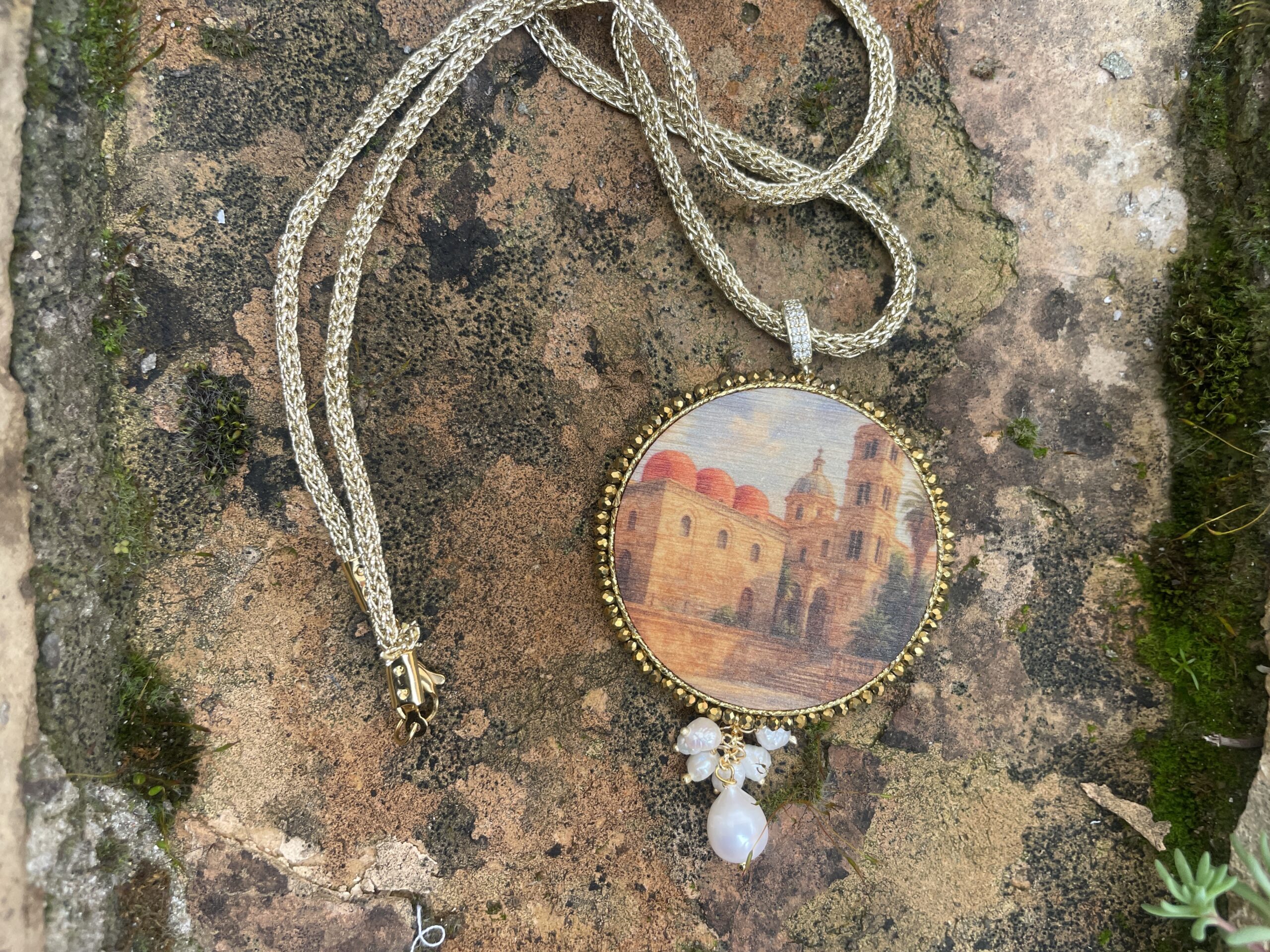 Collana con ciondolo “Vedute di Sicilia” – Palermo arabo-normanna Collane caratteristiche siciliane