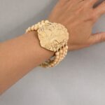 bracciale gioiello multifilo corniola e cammeo