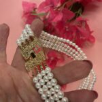 collana fasciacollo 4 fili perle maiorca bianche particolare