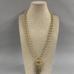 collana perle maiorca e corno orientale