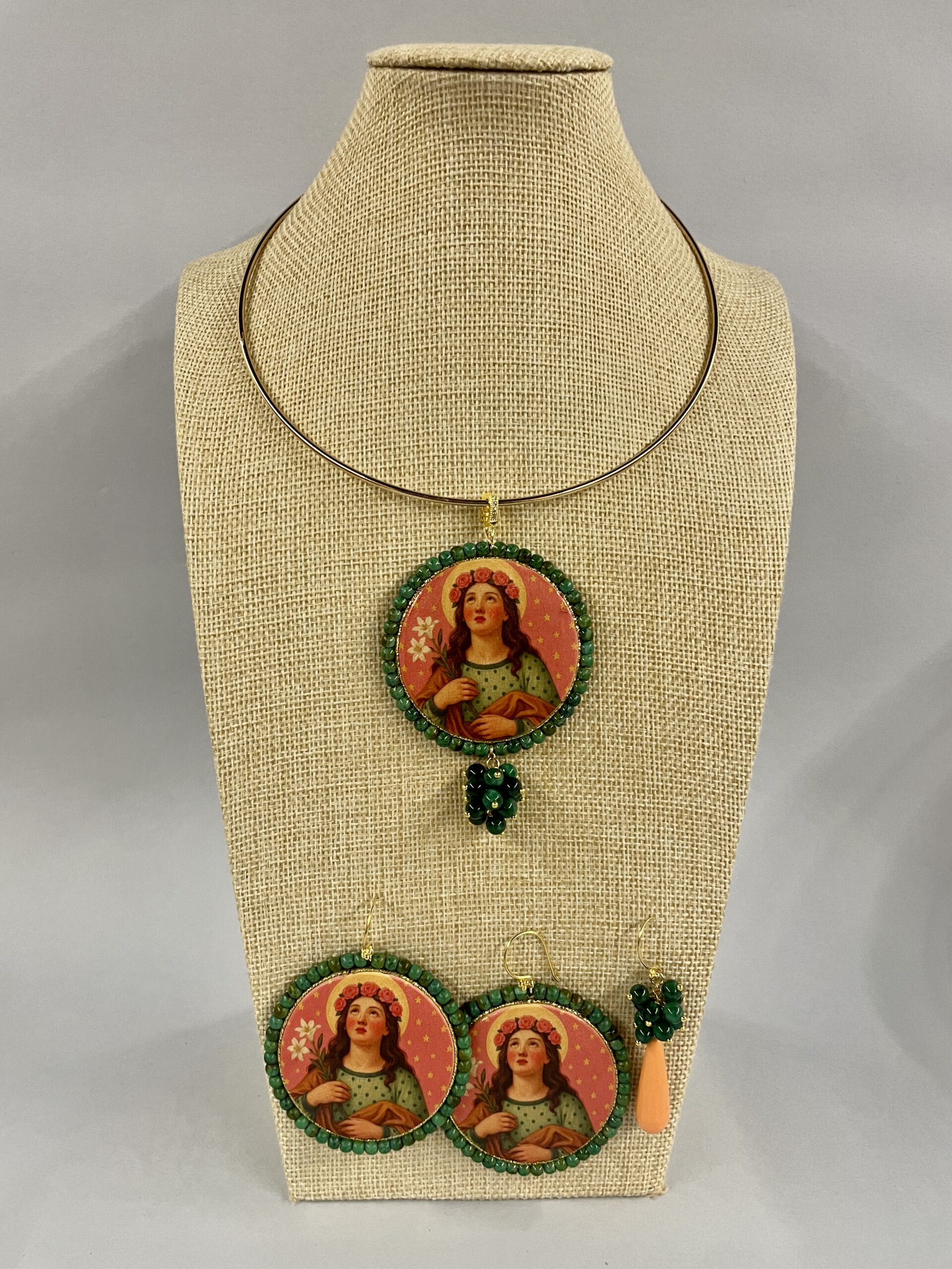 Set gioielli artigianali con santa rosalia